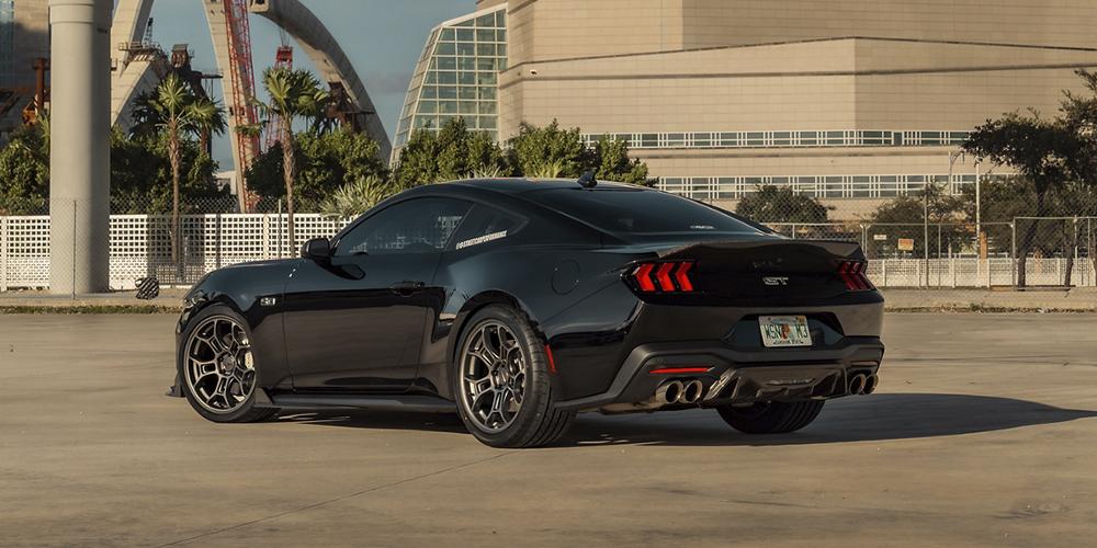 Ford Mustang American Racing AR952 GT Street